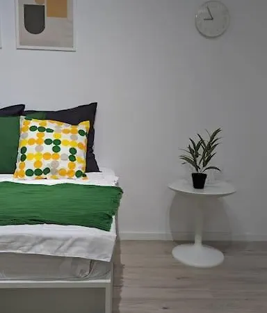 Blissful Ghencea 1110 *