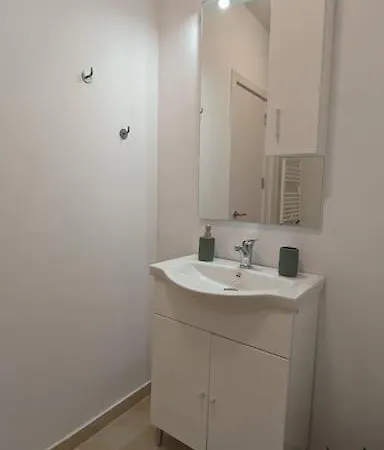 Blissful Ghencea 1110